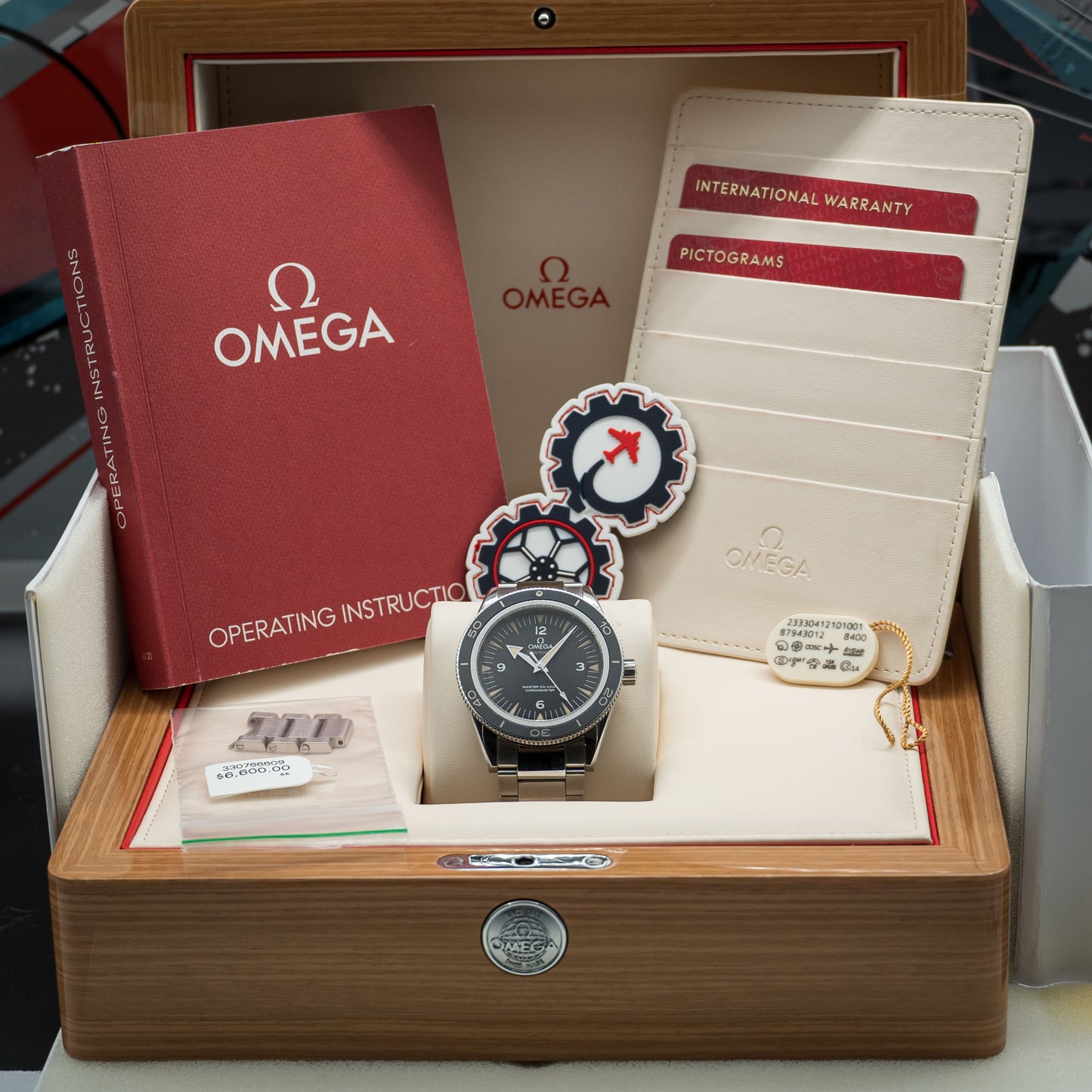 Omega Seamaster 300 Master Co-Axial Chronometer | Ref. 233.30.41.21.01.001