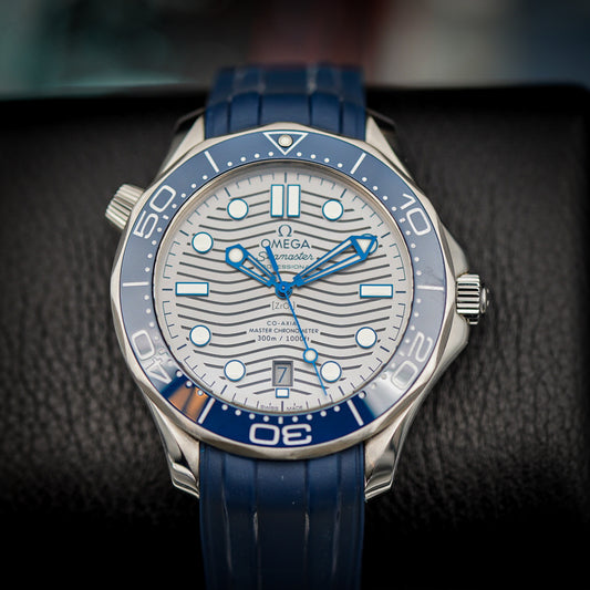 Omega Seamaster Diver 300M Gray Wave Dial | Ref. 210.32.42.20.06.001