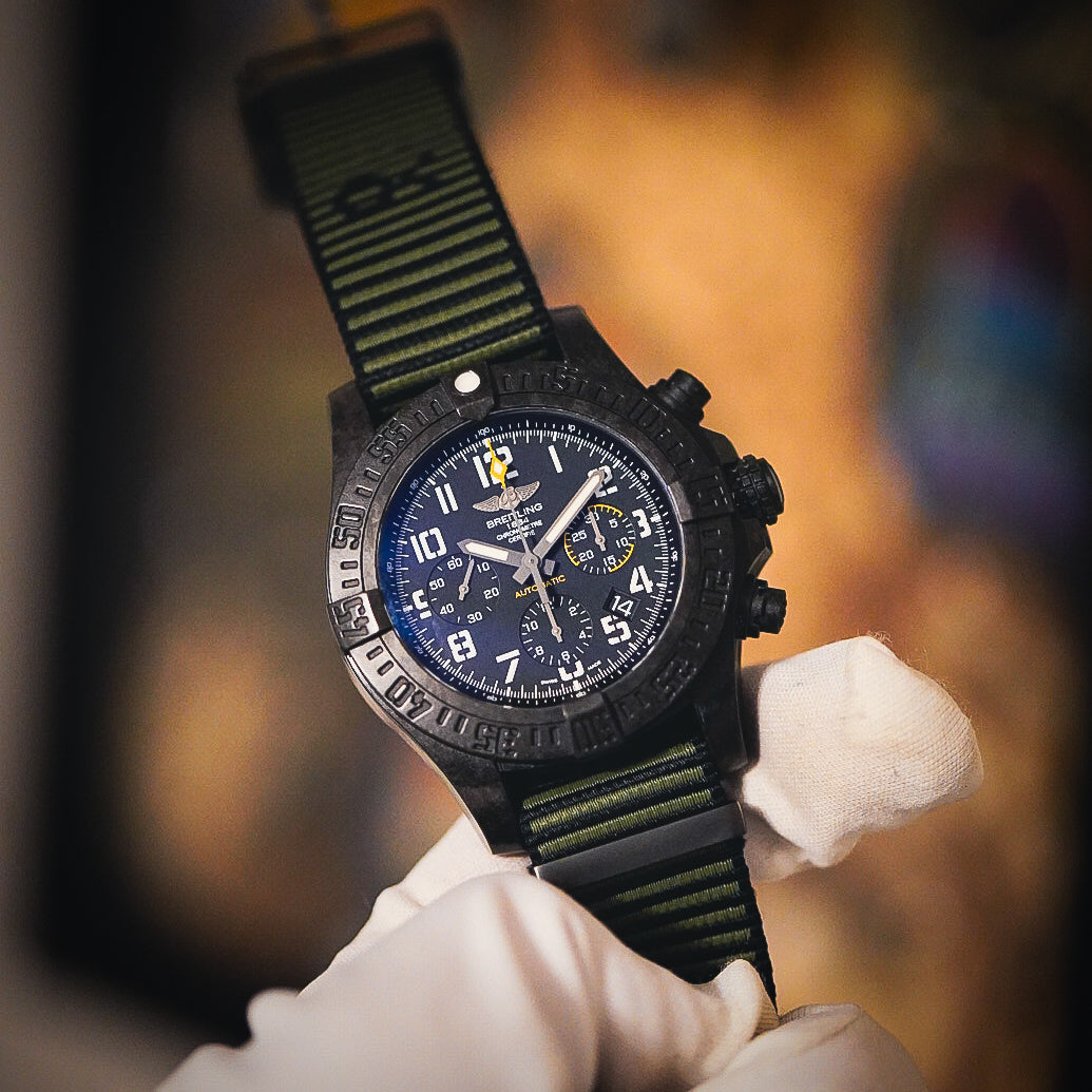 Breitling Avenger Hurricane Carbon | Ref. XB0180E4/BF31