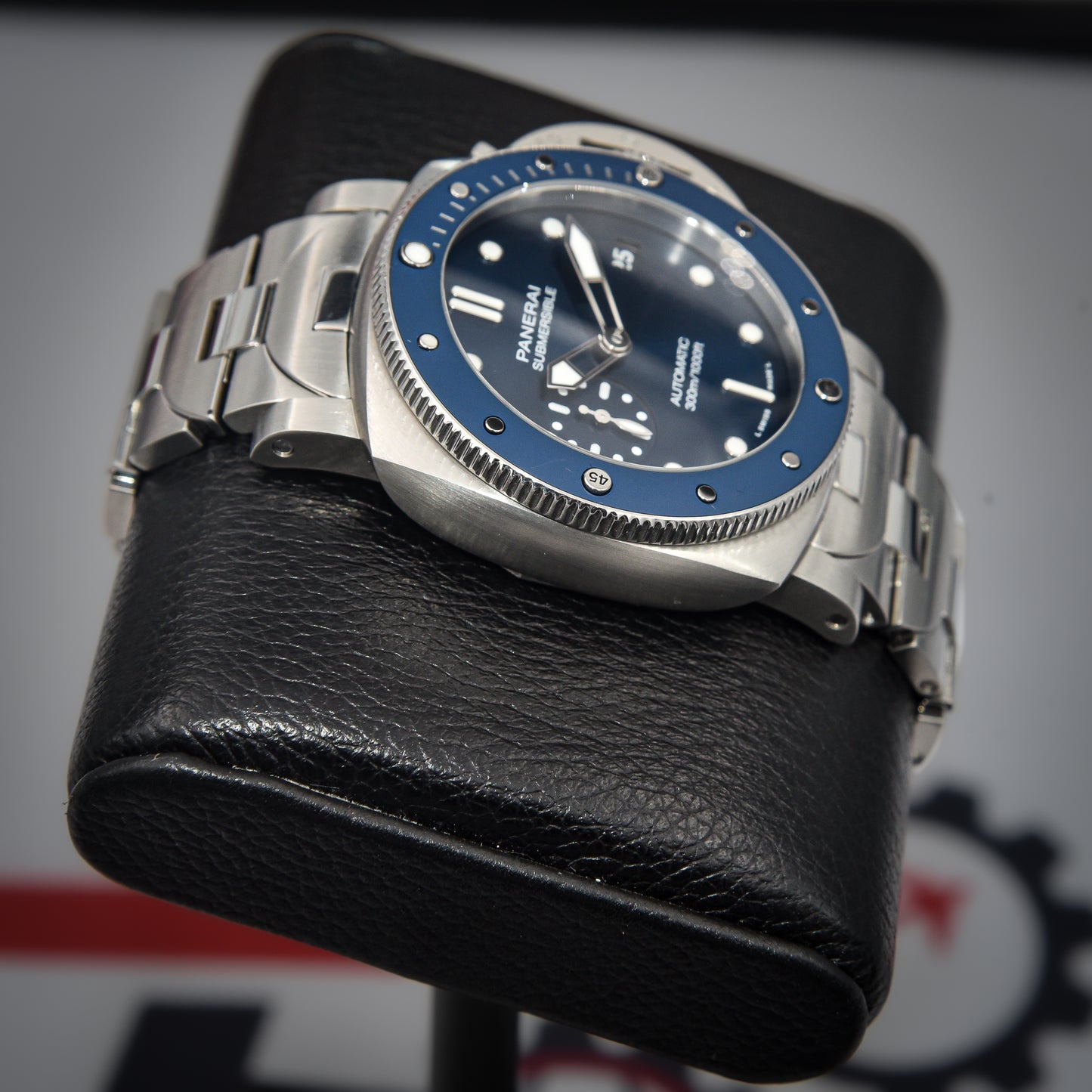 Panerai Submersible “Blu Notte” | Ref. PAM02068 | Blue Dial | 42mm (Full Set)