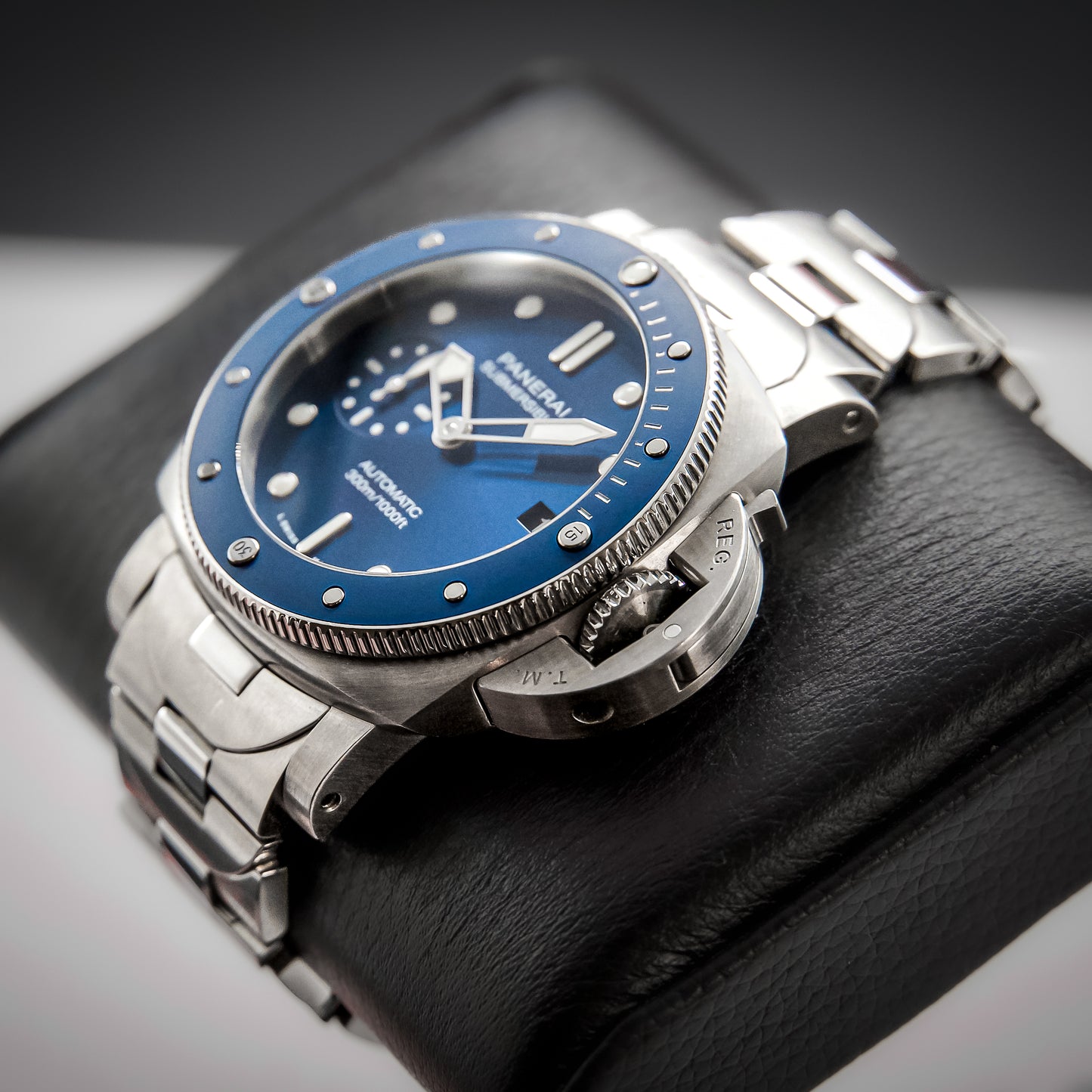 Panerai Submersible “Blu Notte” | Ref. PAM02068 | Blue Dial | 42mm (Full Set)