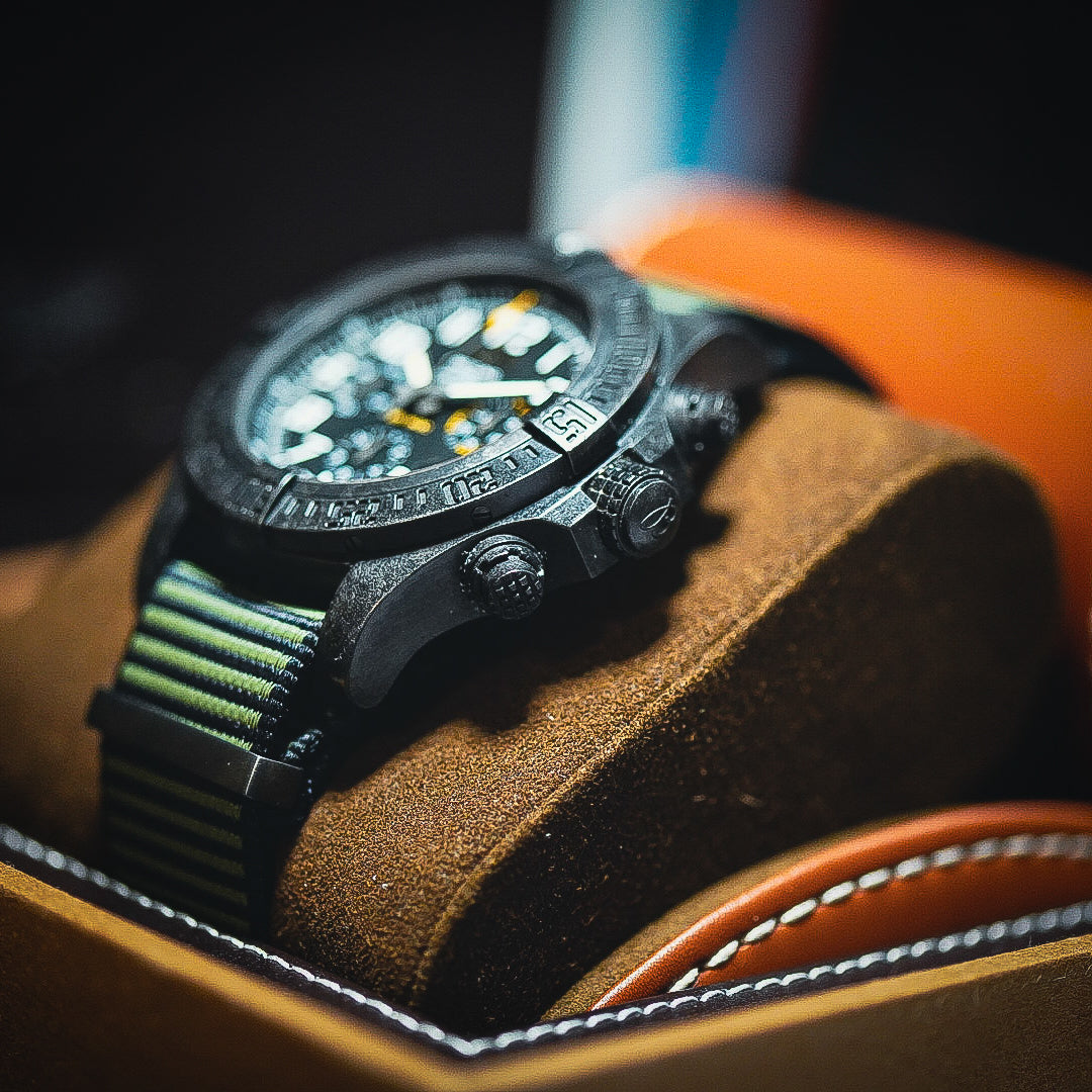Breitling Avenger Hurricane Carbon | Ref. XB0180E4/BF31