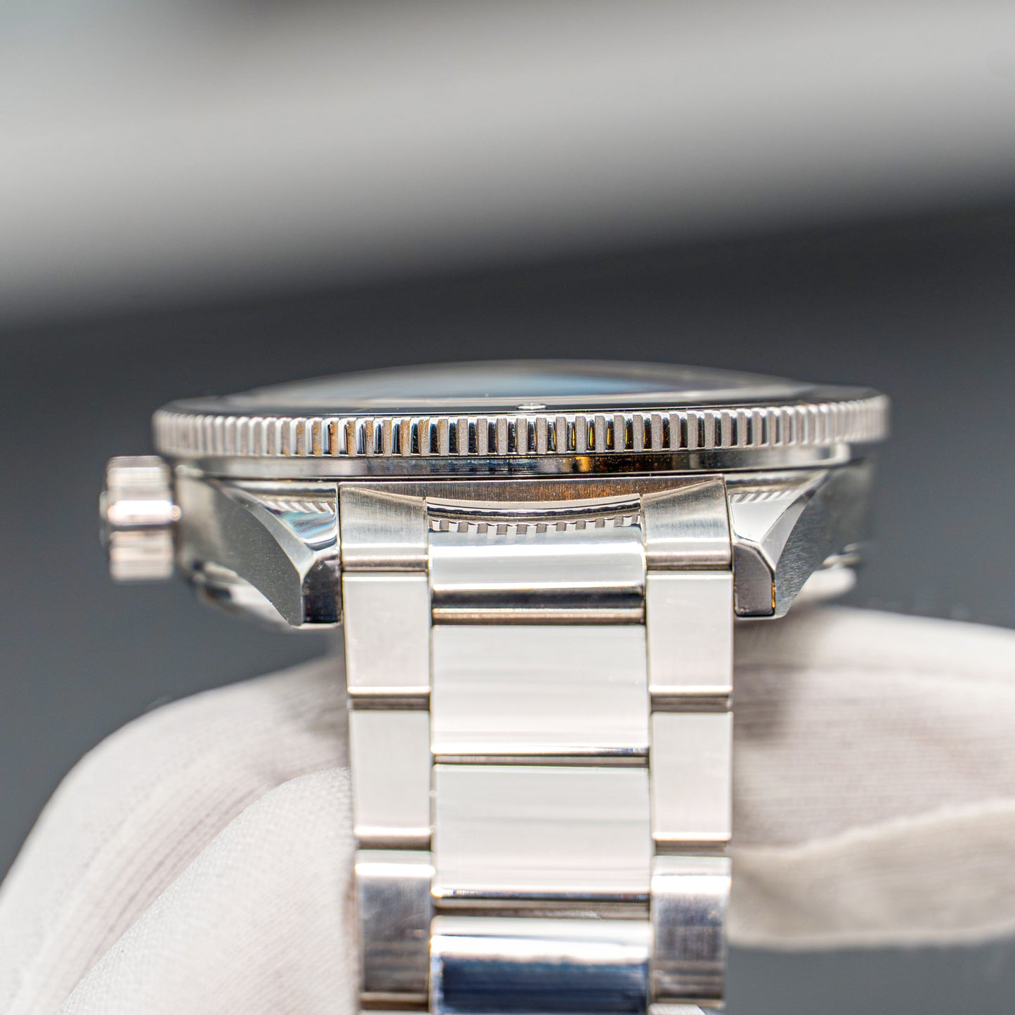 Omega Seamaster 300 Master Co-Axial Chronometer | Ref. 233.30.41.21.01.001